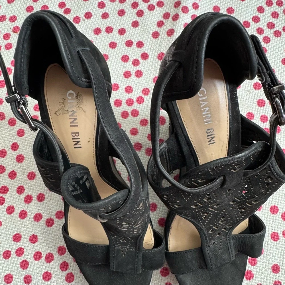 Gianni Bini Rissa Wedge Heels